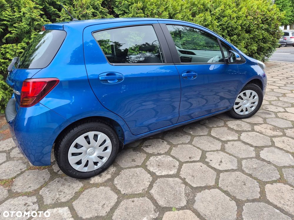 Toyota Yaris 1.33 Premium - 9