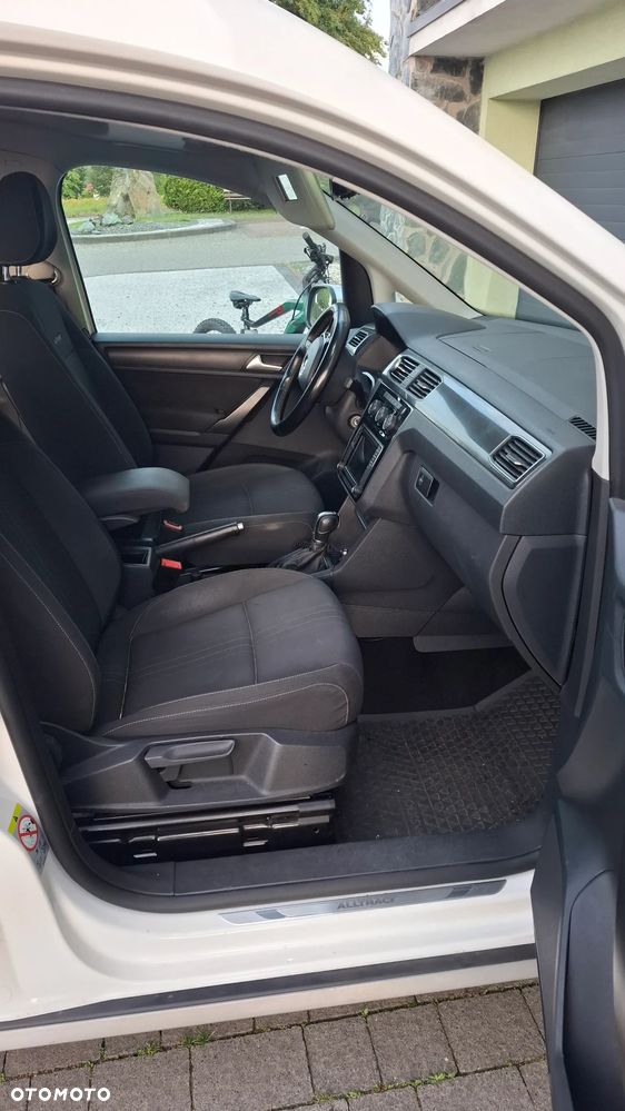 Volkswagen Caddy 2.0 TDI Alltrack DSG - 11