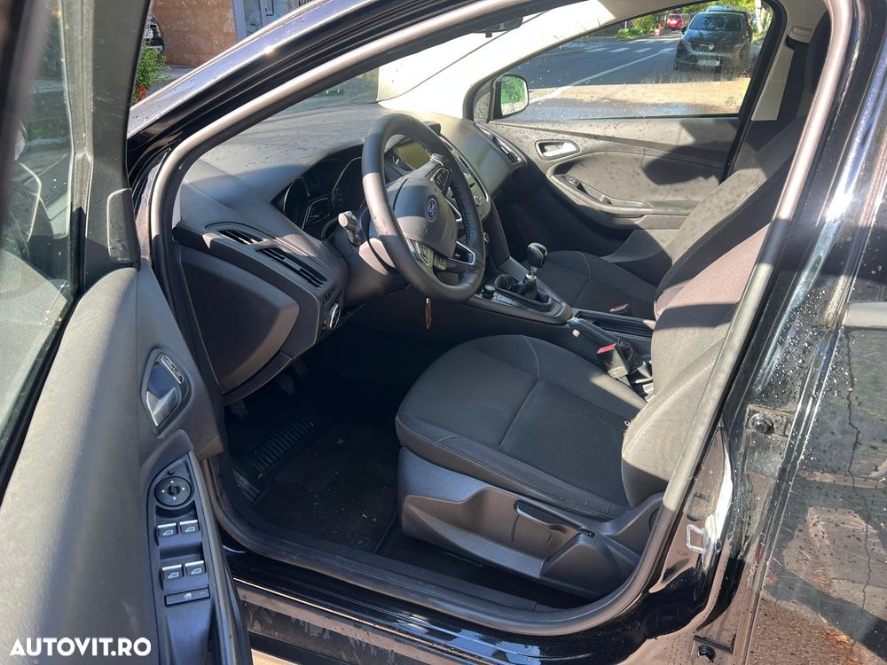 Ford Focus 1.5 TDCi ST-Line - 3