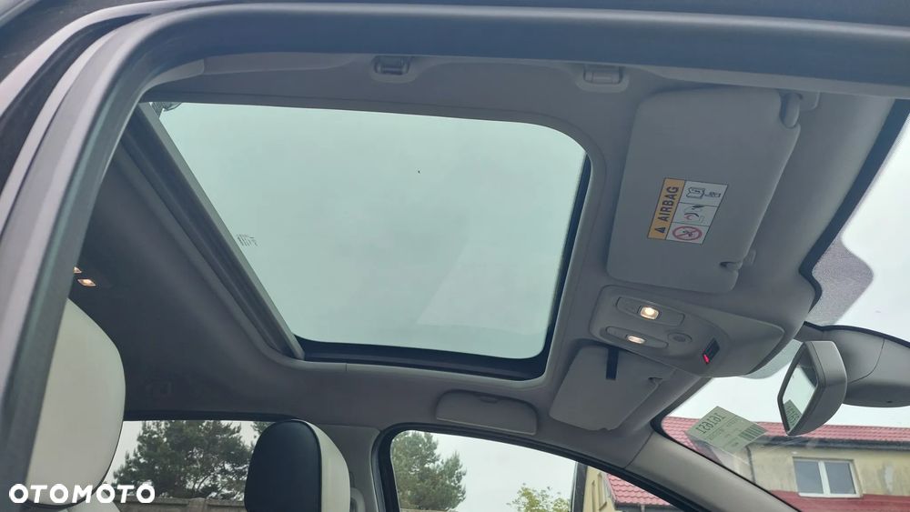 Renault Captur ENERGY dCi 90 EDC Initiale Paris - 12