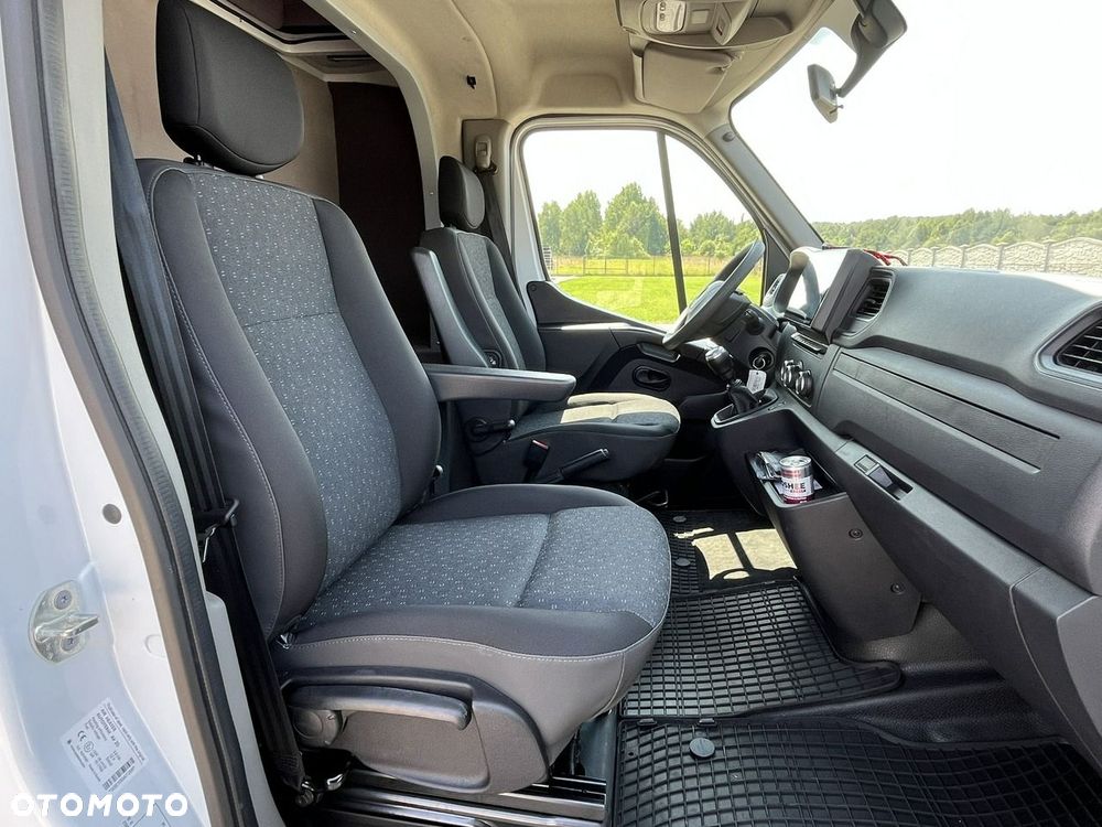 Renault Master - 25