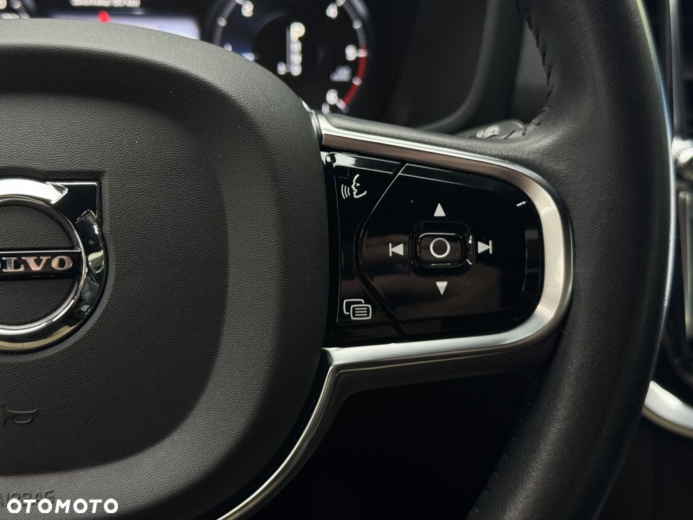 Volvo V60 D4 Inscription - 26