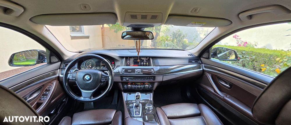 BMW Seria 5 525d xDrive AT - 6