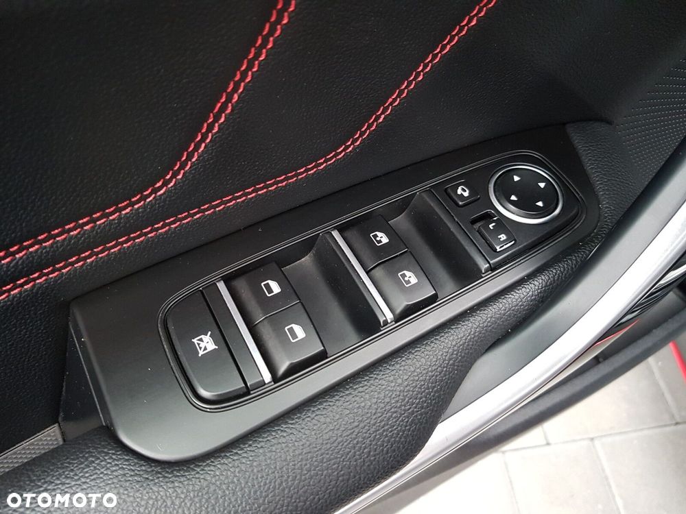 Kia ProCeed 1.6 T-GDI GT DCT - 18