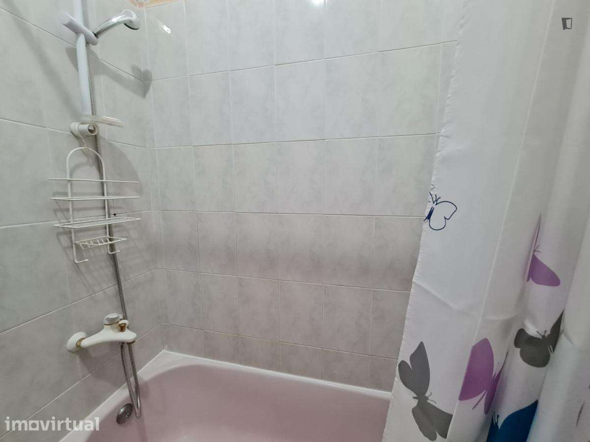 Quarto - localizado em Santa Apolónia Lisbon - Grande imagem: 2/31
