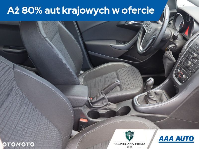 Opel Astra - 11