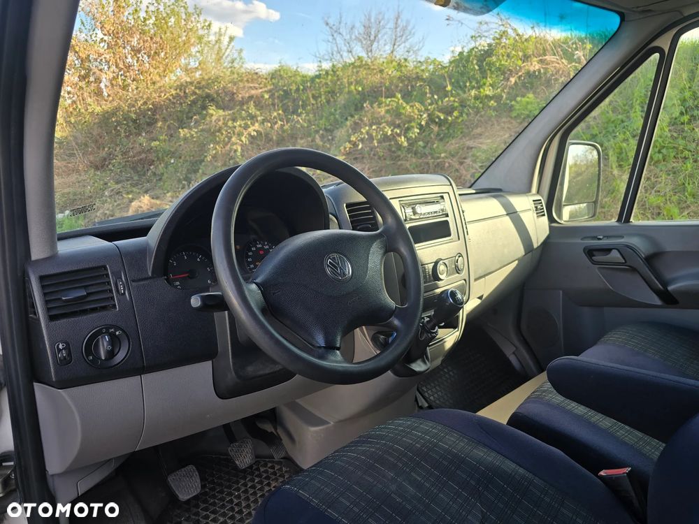 Volkswagen Crafter - 11