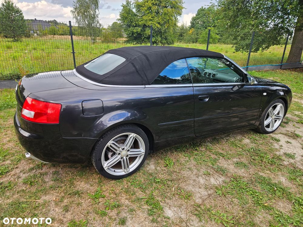 Audi A4 Cabrio 2.4 - 14
