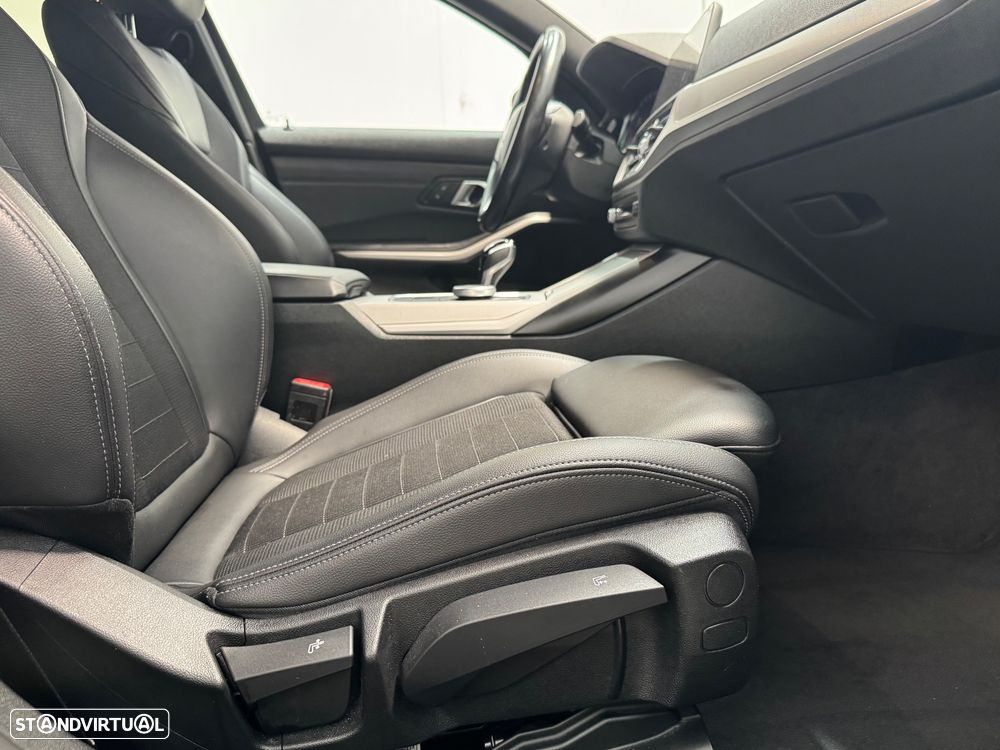 BMW 320 e Auto - 35