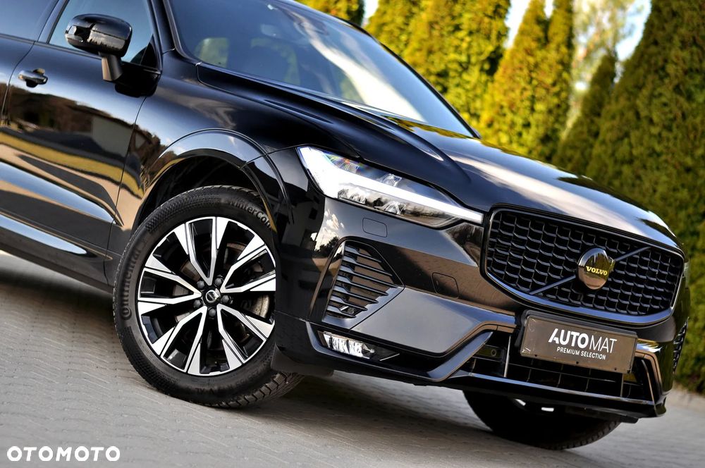 Volvo XC 60 B4 D Ultimate Dark - 2