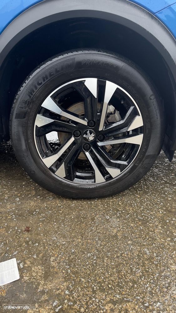 Peugeot 2008 1.2 PureTech Allure Pack - 6