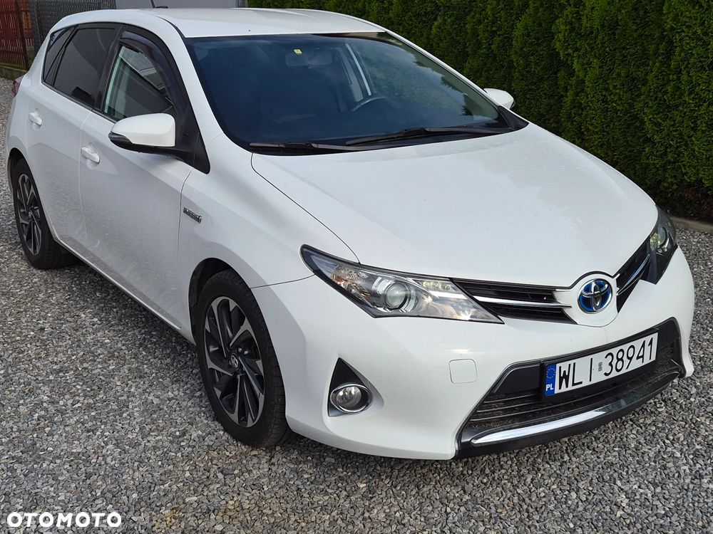 Toyota Auris 1.8 HSD Prestige NAVI - 2