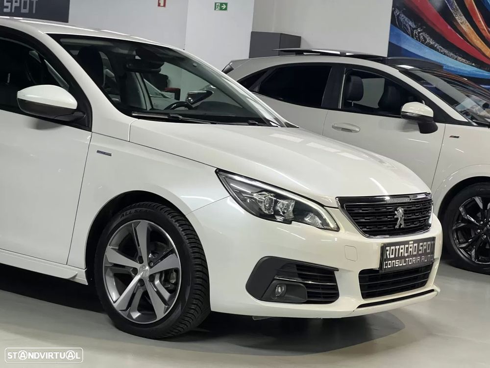 Peugeot 308 1.2 PureTech Style - 25