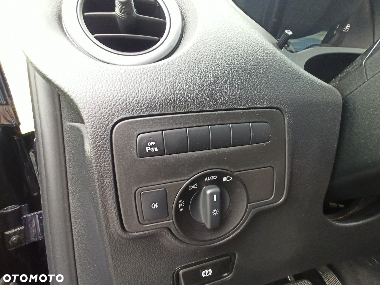 Mercedes-Benz Vito - 23