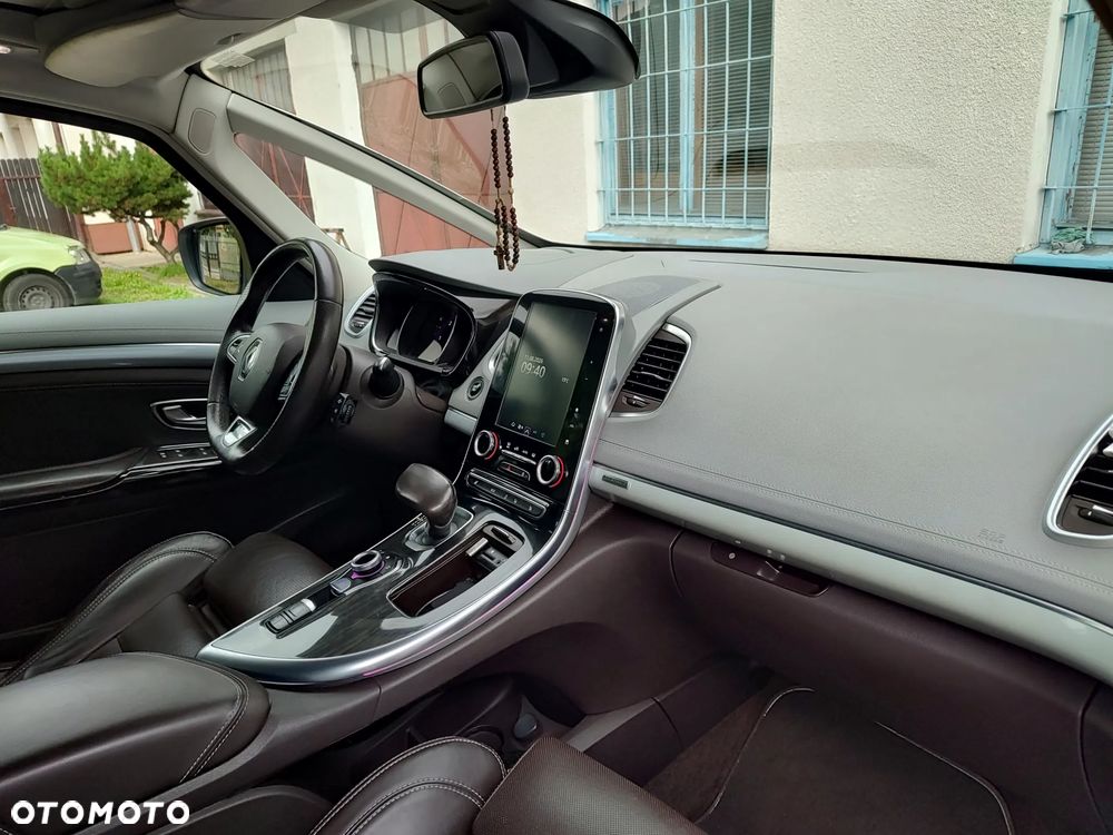 Renault Espace 1.6 dCi Energy Initiale Paris EDC - 8