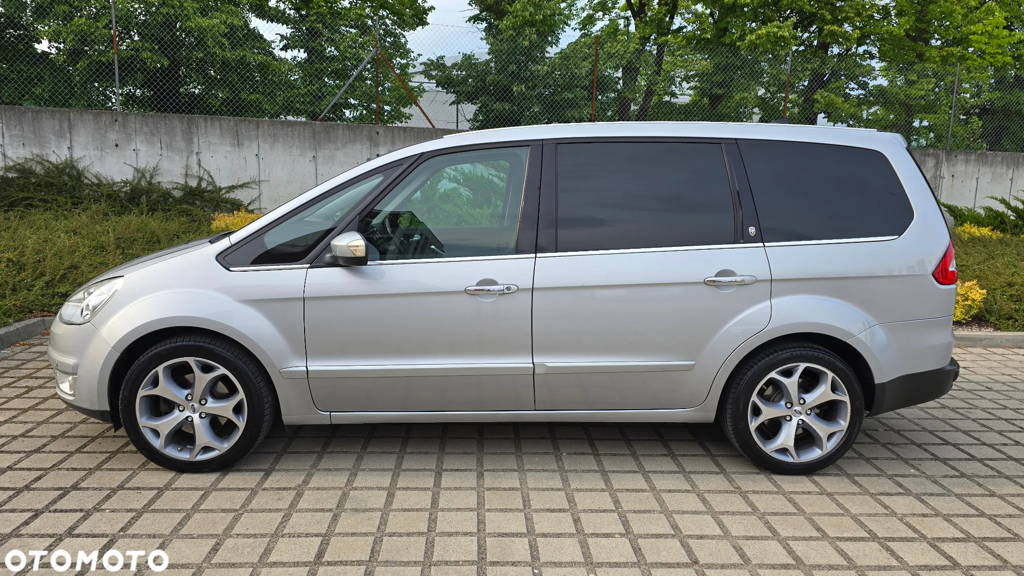 Ford Galaxy 2.0 TDCi Ghia - 7