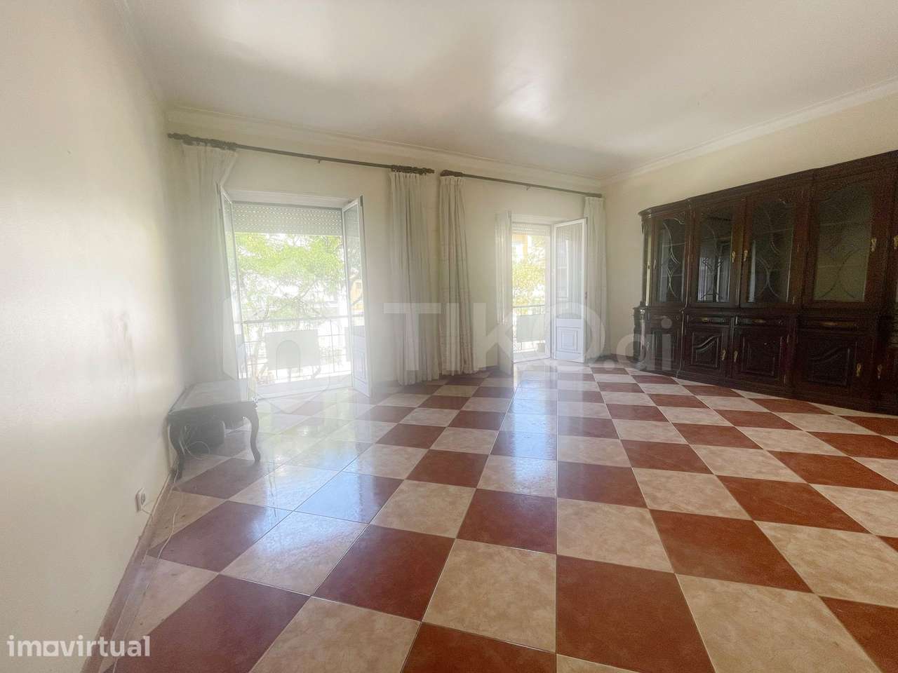 APARTAMENTO T2 na Venteira-Amadora | Excelente localização - Grande imagem: 3/22