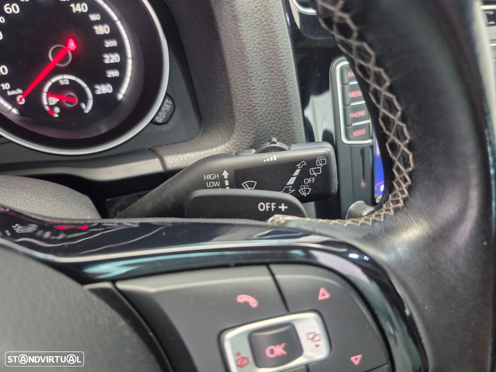 VW Scirocco 2.0 TDI Sport DSG - 24