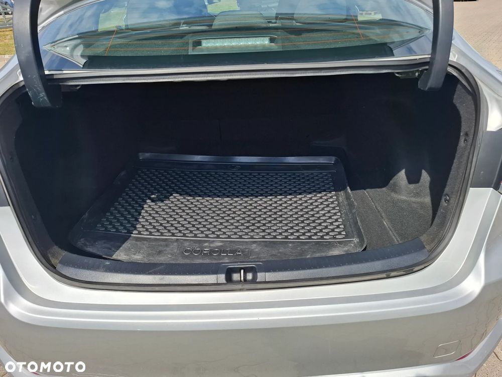 Toyota Corolla 1.6 Comfort - 7