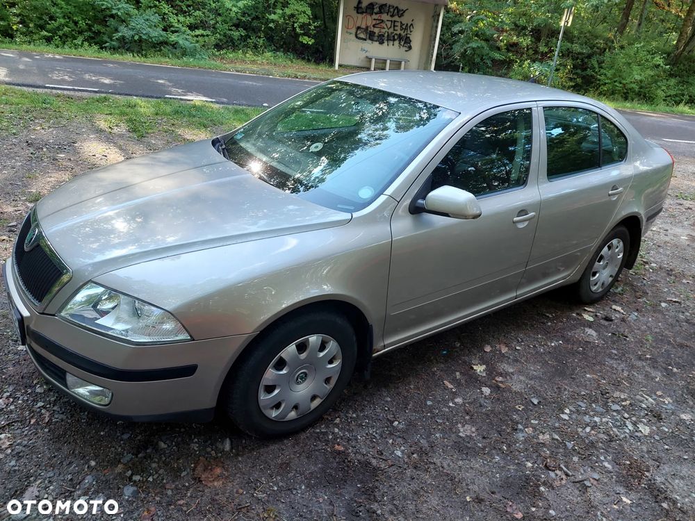 Skoda Octavia 1.6 Elegance - 5