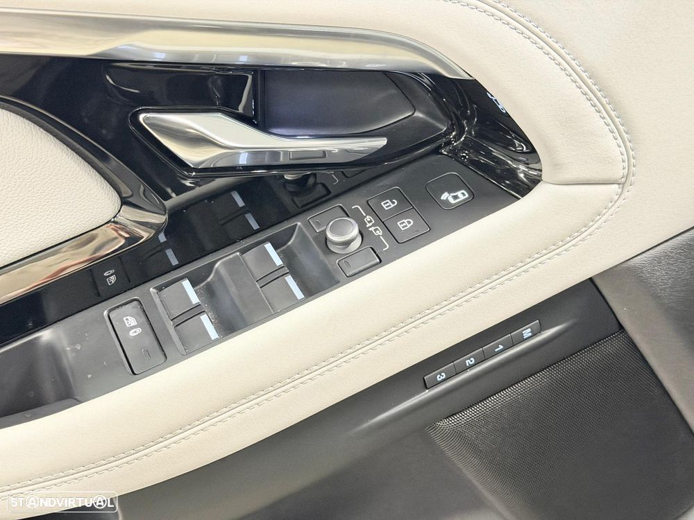 Land Rover Range Rover Evoque P300e R-Dynamic - 14