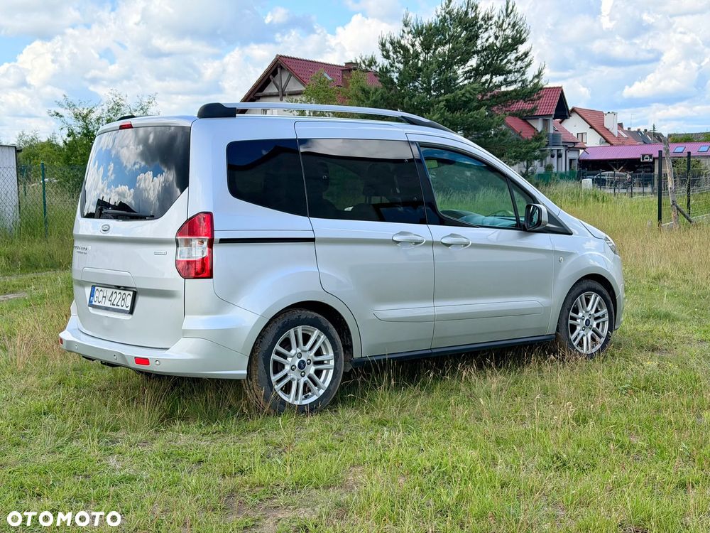Ford Tourneo Courier 1.0 EcoBoost S&S Titanium - 5