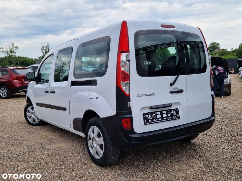 Renault Kangoo dCi 90 FAP Grand - 24