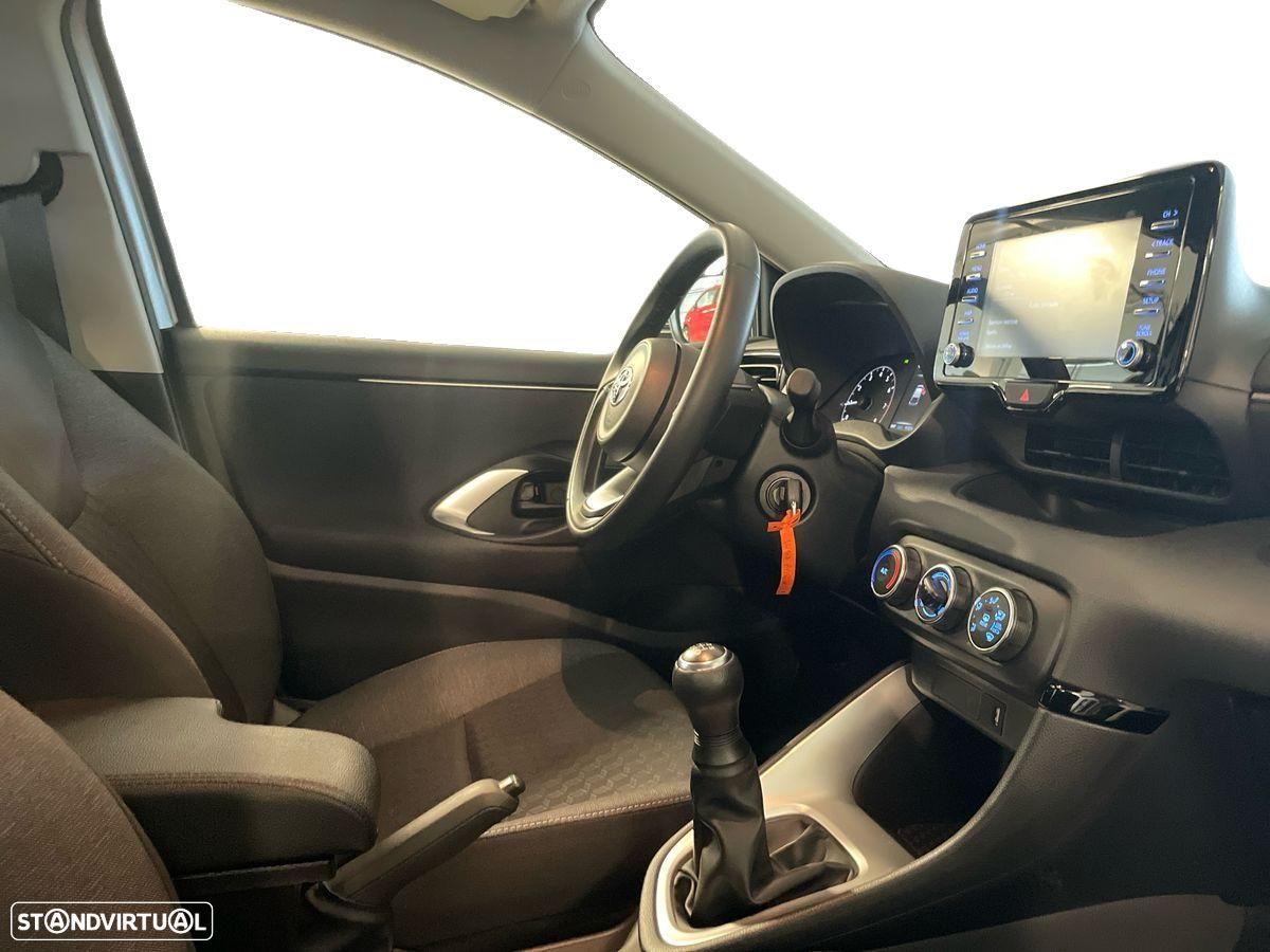 Toyota Yaris 1.0 VVT-i Comfort Plus - 6