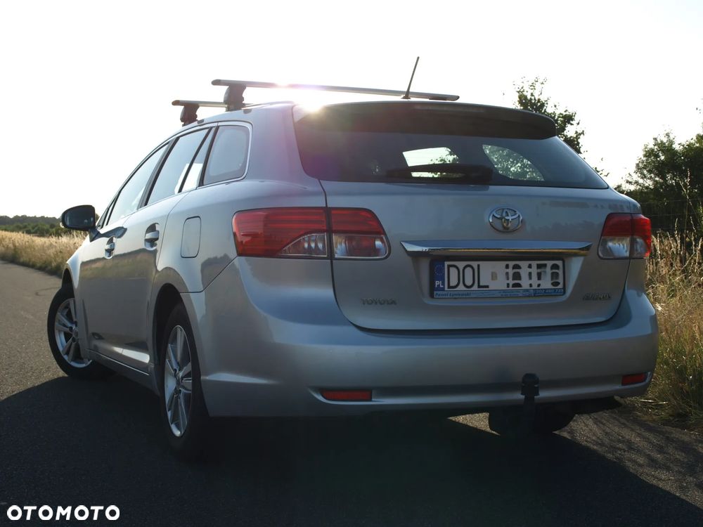 Toyota Avensis - 3