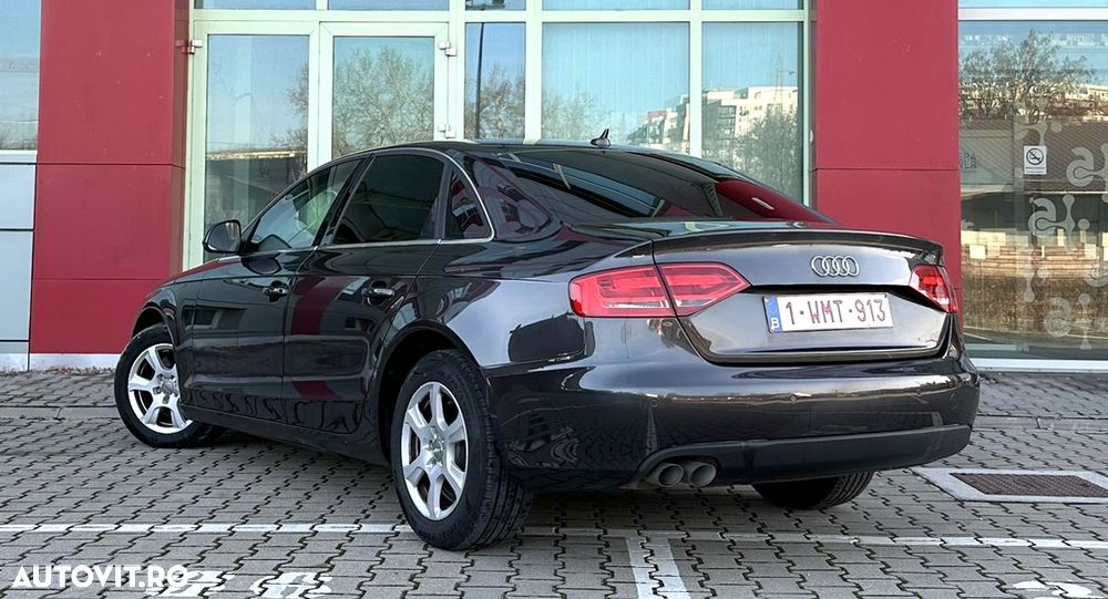 Audi A4 - 4