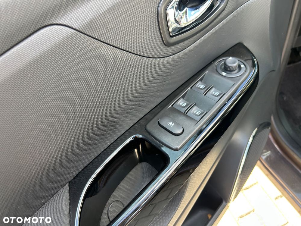 Renault Captur (ENERGY) dCi 90 LIMITED - 17