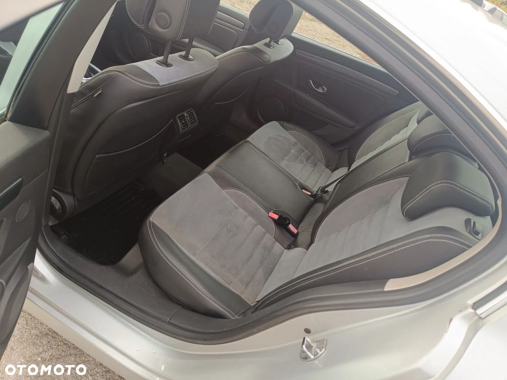 Renault Laguna 2009 photo 2