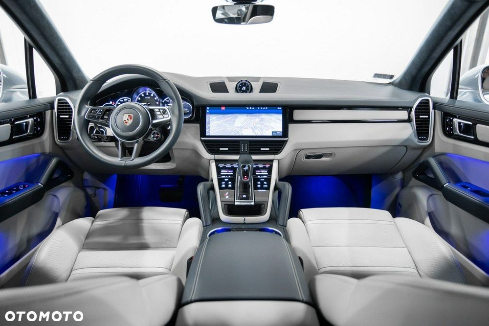 Porsche Cayenne E-Hybrid - 20