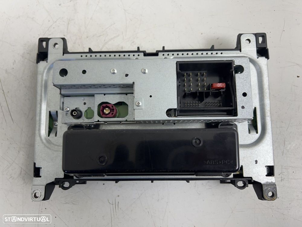 Rádio MERCEDES-BENZ SPRINTER 3,5-t Box (906) A9069000004 A 906 900 00 04 - 2
