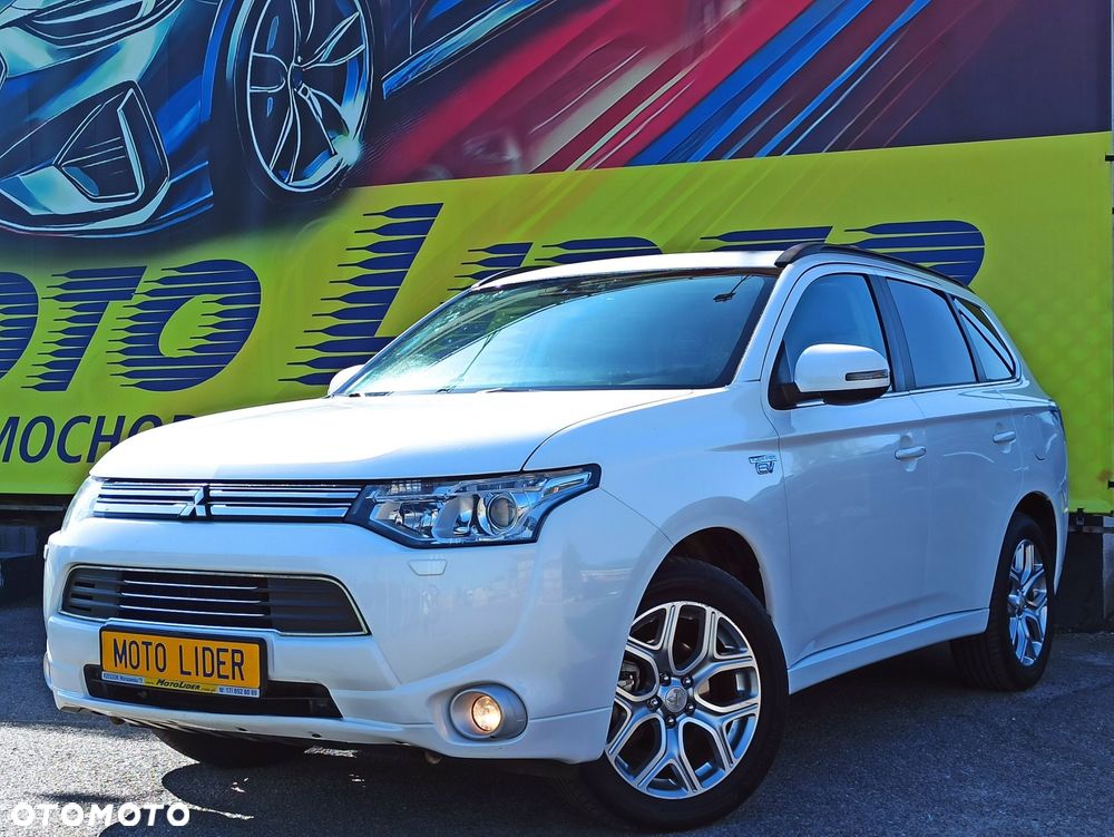 Mitsubishi Outlander - 3