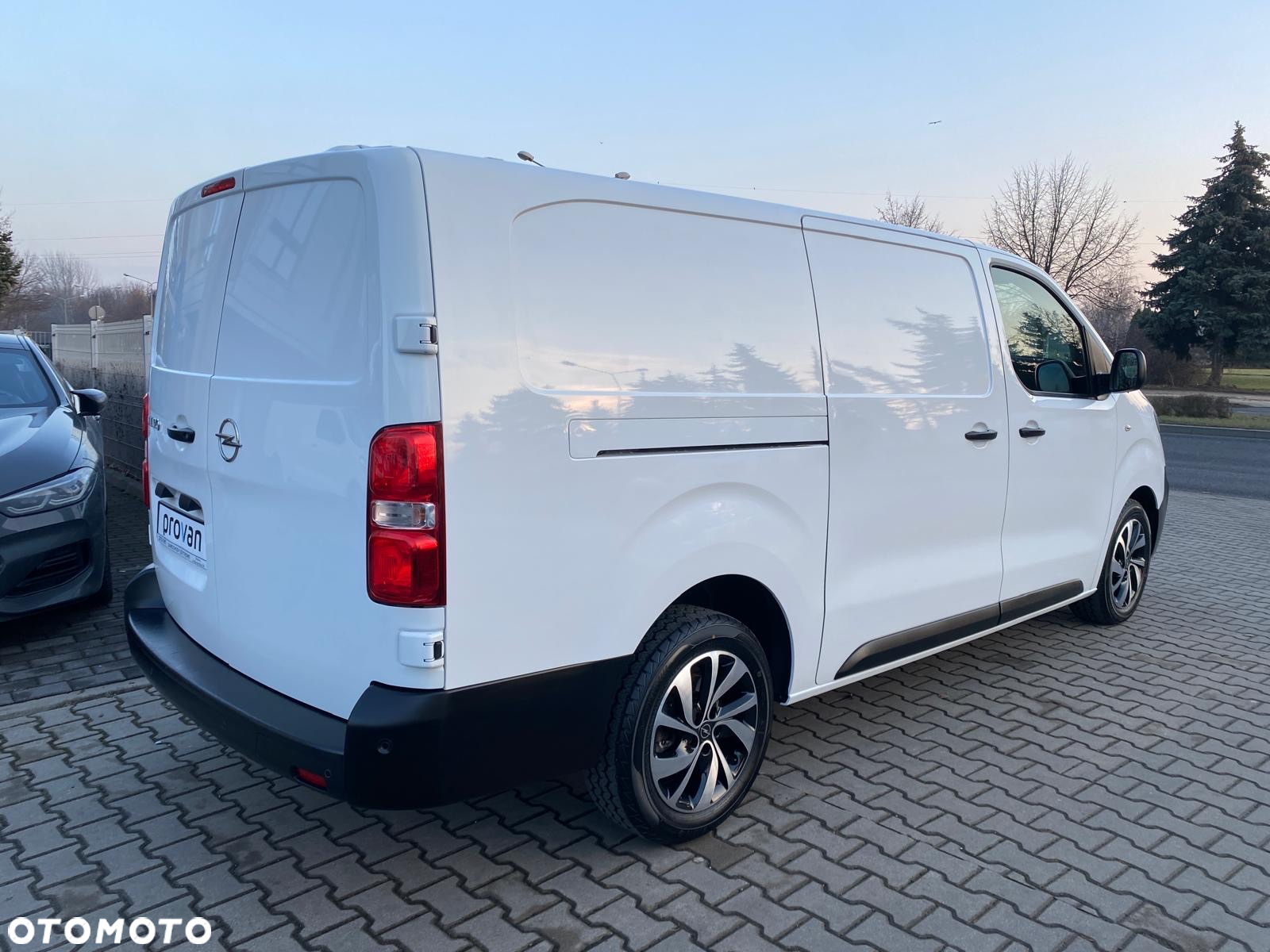 Opel VIVARO 2,0 CDTI 150KM L3 MAXI NAWIGACJA BEZWYPADKOWY - 11