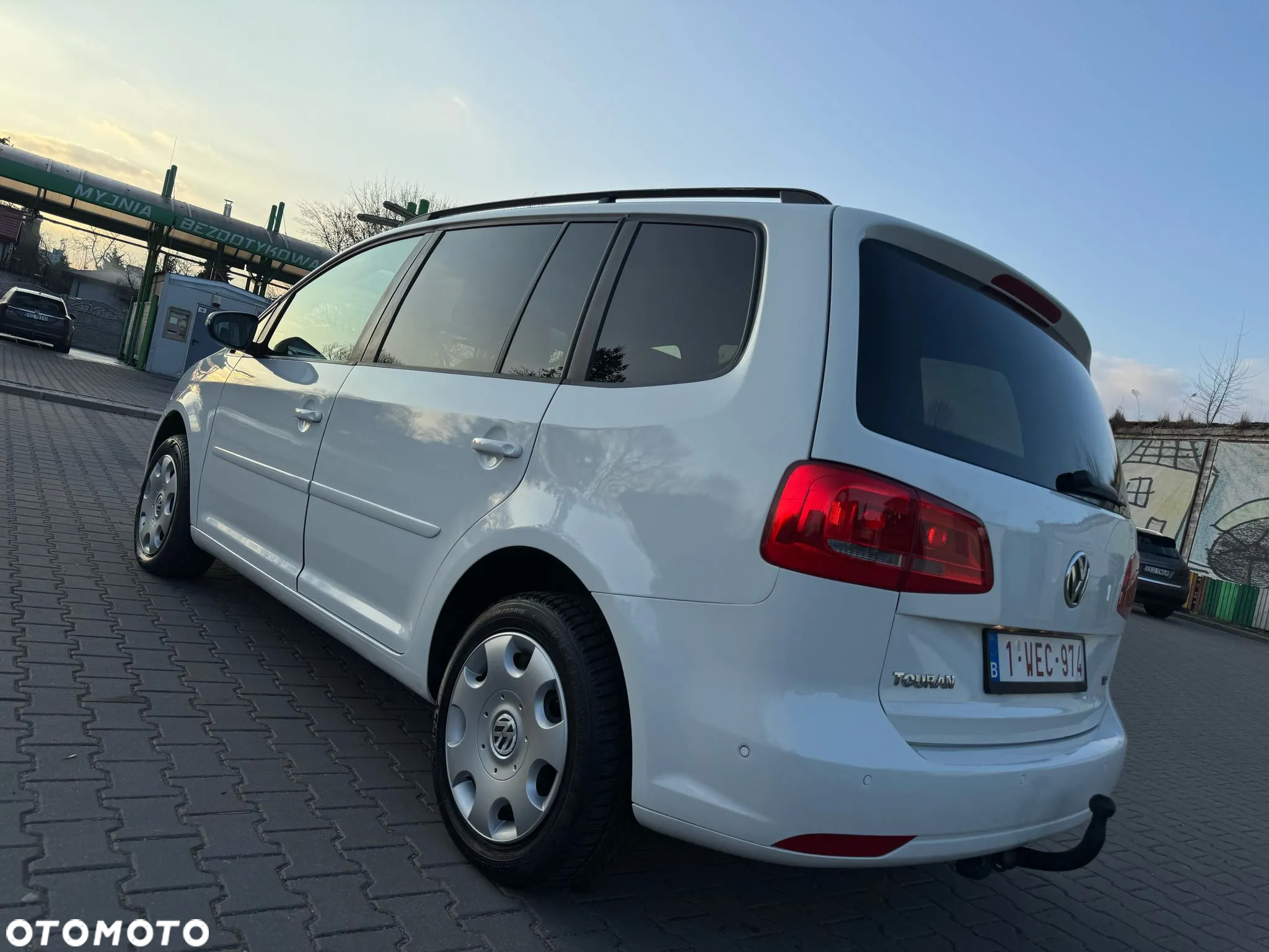 Volkswagen Touran - 8