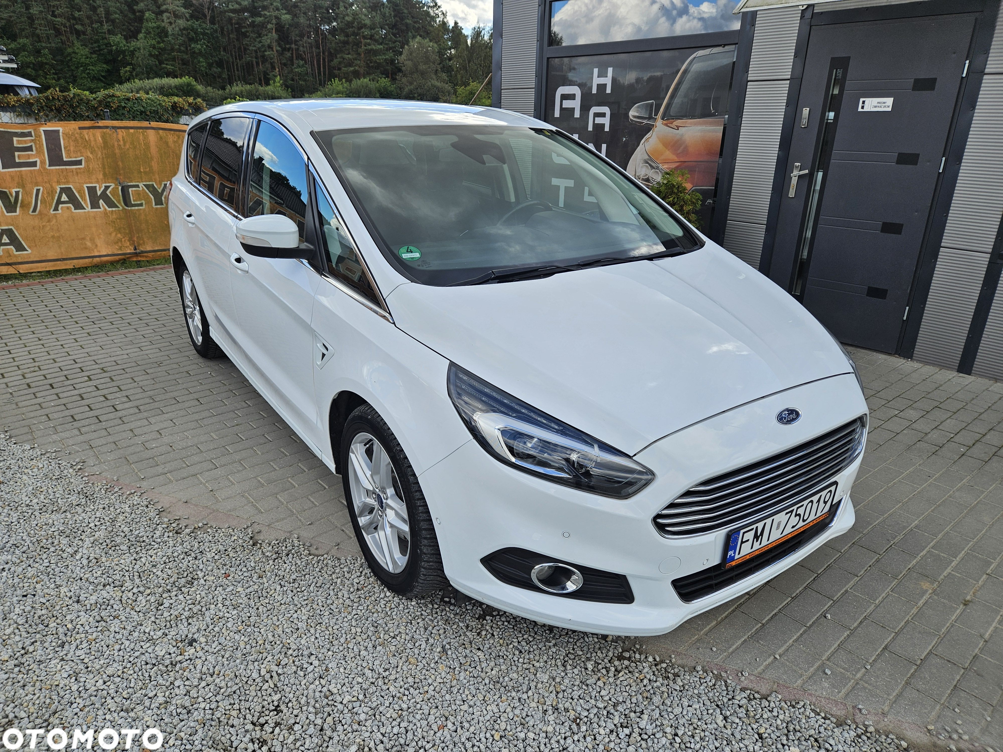 Ford S-Max 2.0 TDCi Titanium PowerShift - 1