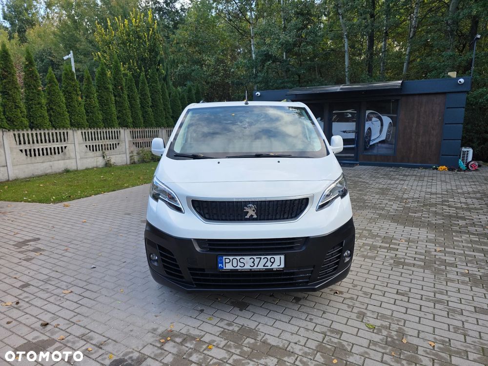 Peugeot Traveller 2016