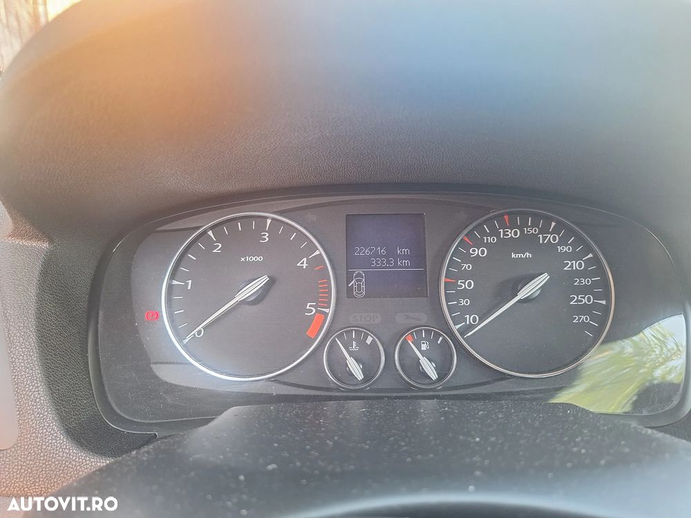 Renault Laguna 1.5dCi Dynamique - 8