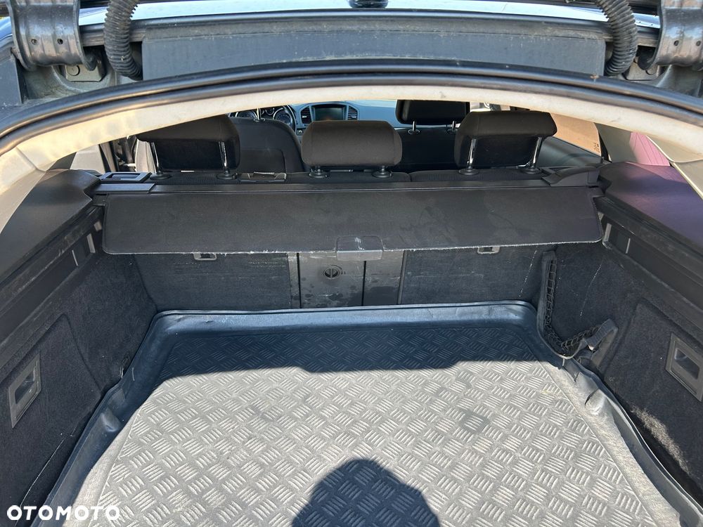 Opel Insignia 1.8 - 3