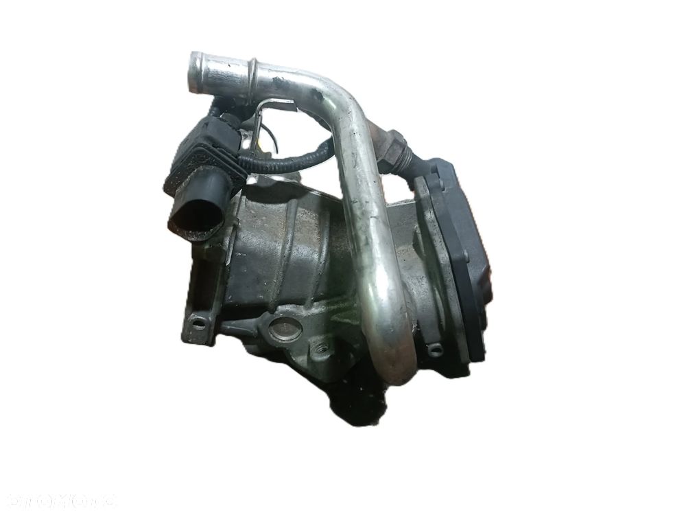 IVECO 2,3 HPI zawór EGR 504317811 * - 3