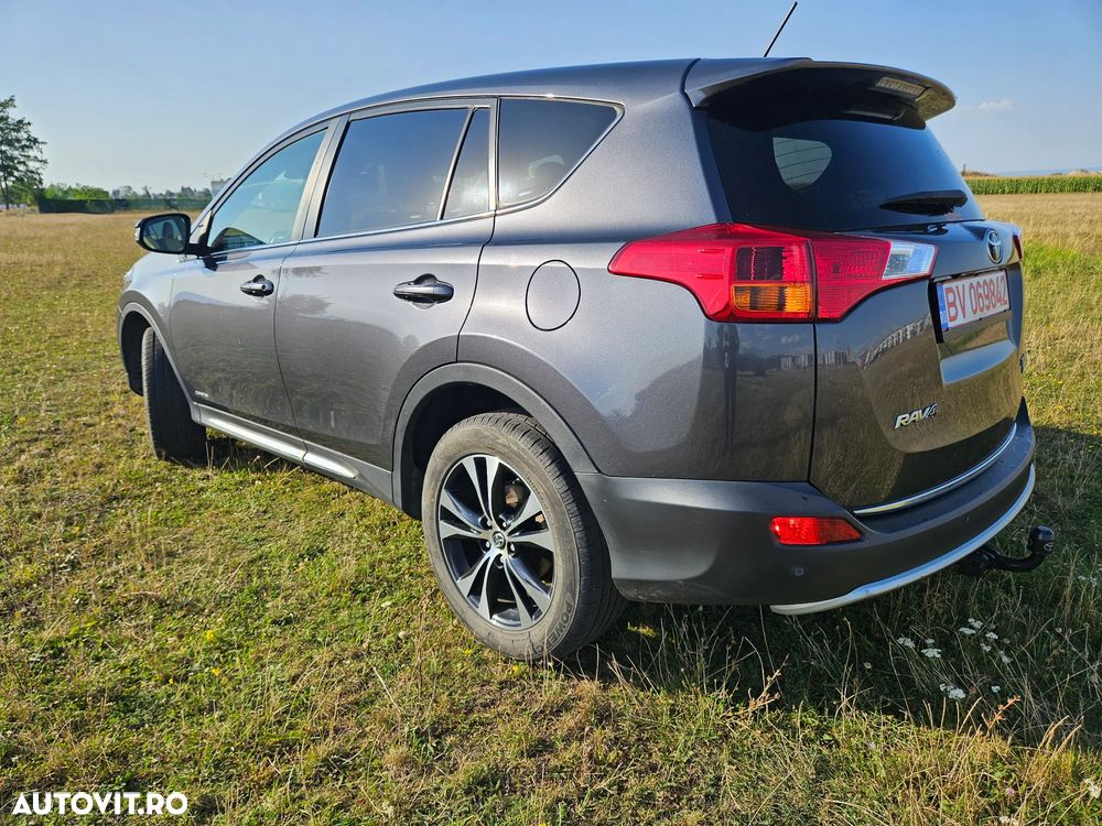 Toyota RAV4 2.0 D-4D 4WD Executive - 8