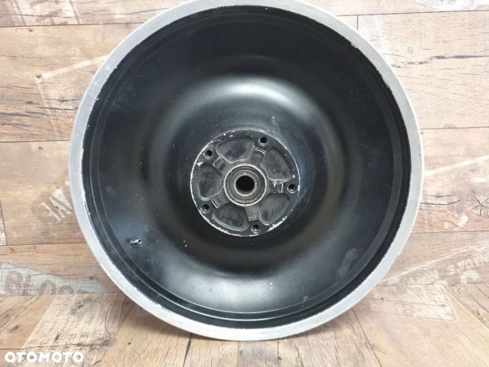 Felga koło tył 18x5.50 Harley Davidson V-Rod - 2