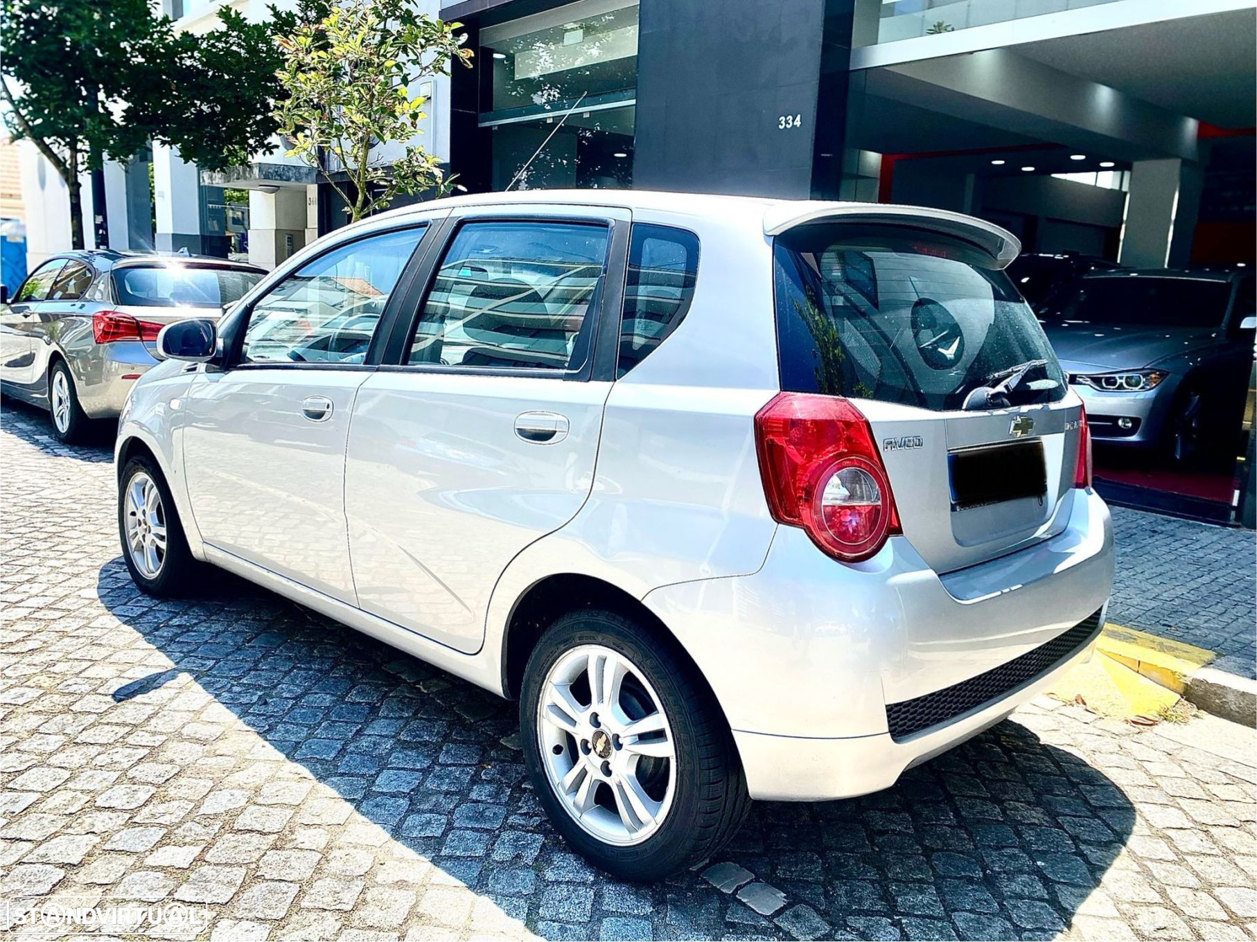 Chevrolet Aveo 1.2 L - 8