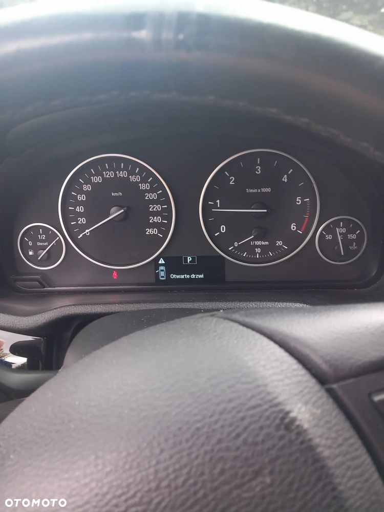 BMW X3 xDrive20d - 14