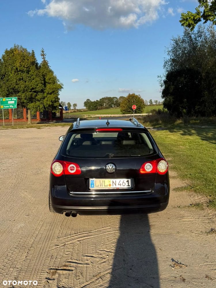 Volkswagen Passat 2.0 TDI DPF Highline - 4