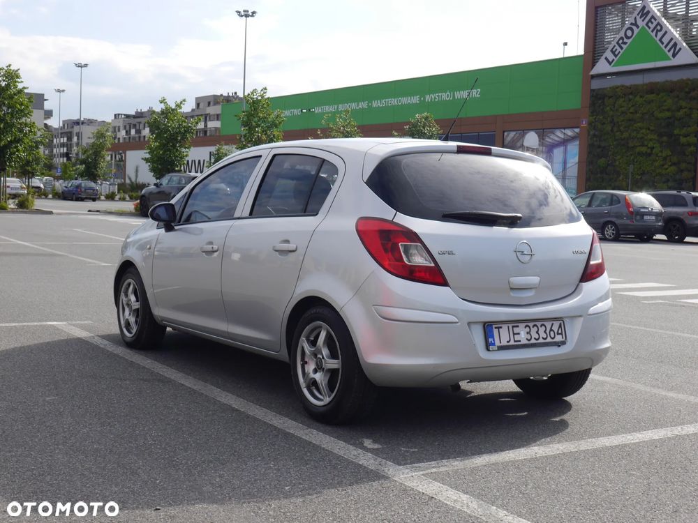 Opel Corsa 1.4 16V Enjoy - 5