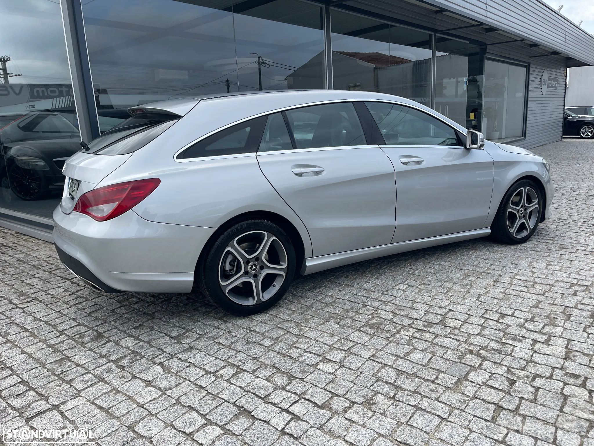 Mercedes-Benz CLA 200 Shooting Brake d - 15