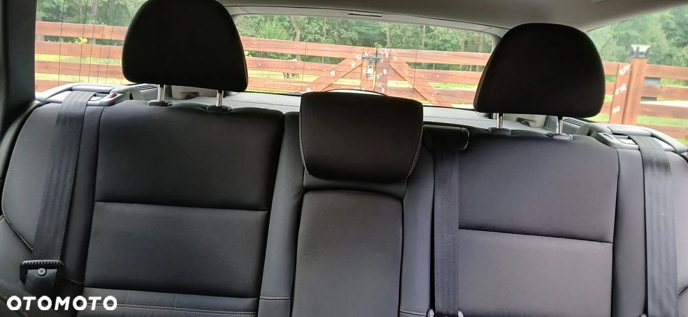 Volvo V50 1.8 - 12